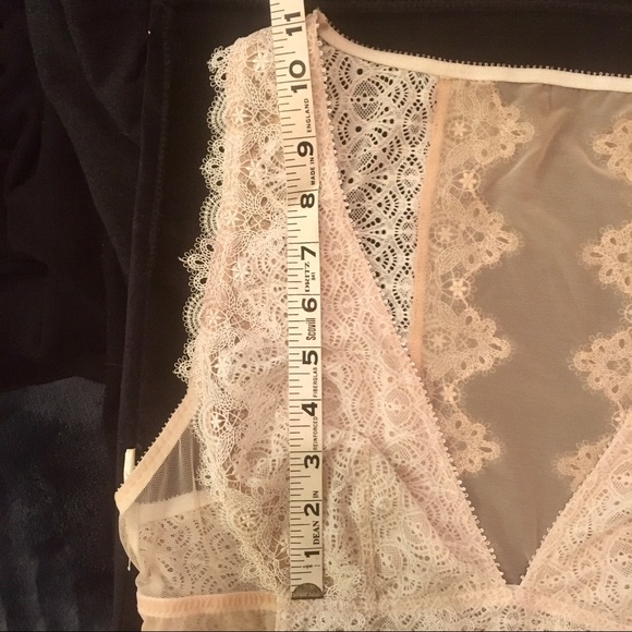 SOLD Victoria’s Secret Dream Angels Bralette - Picture 10 of 12